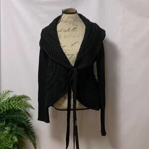 VERTIGO PARIS KNIT‎ TIE FRONT BLACK SWEATER SIZE M